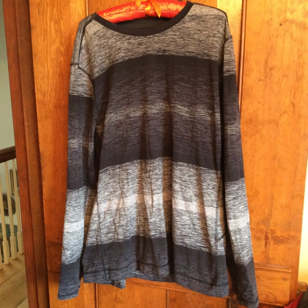 Men’s XXL Lululemon long sleeve